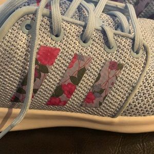 Adidas size 7 1/2